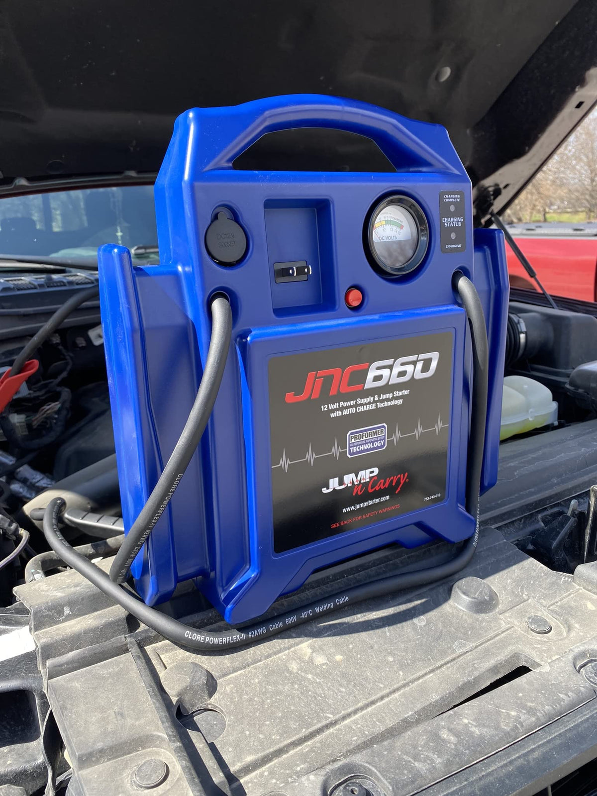 Clore Jump-N-Carry JNC660 1700 Peak Amp 12V Jump Starter With 22Ah Battery Blue