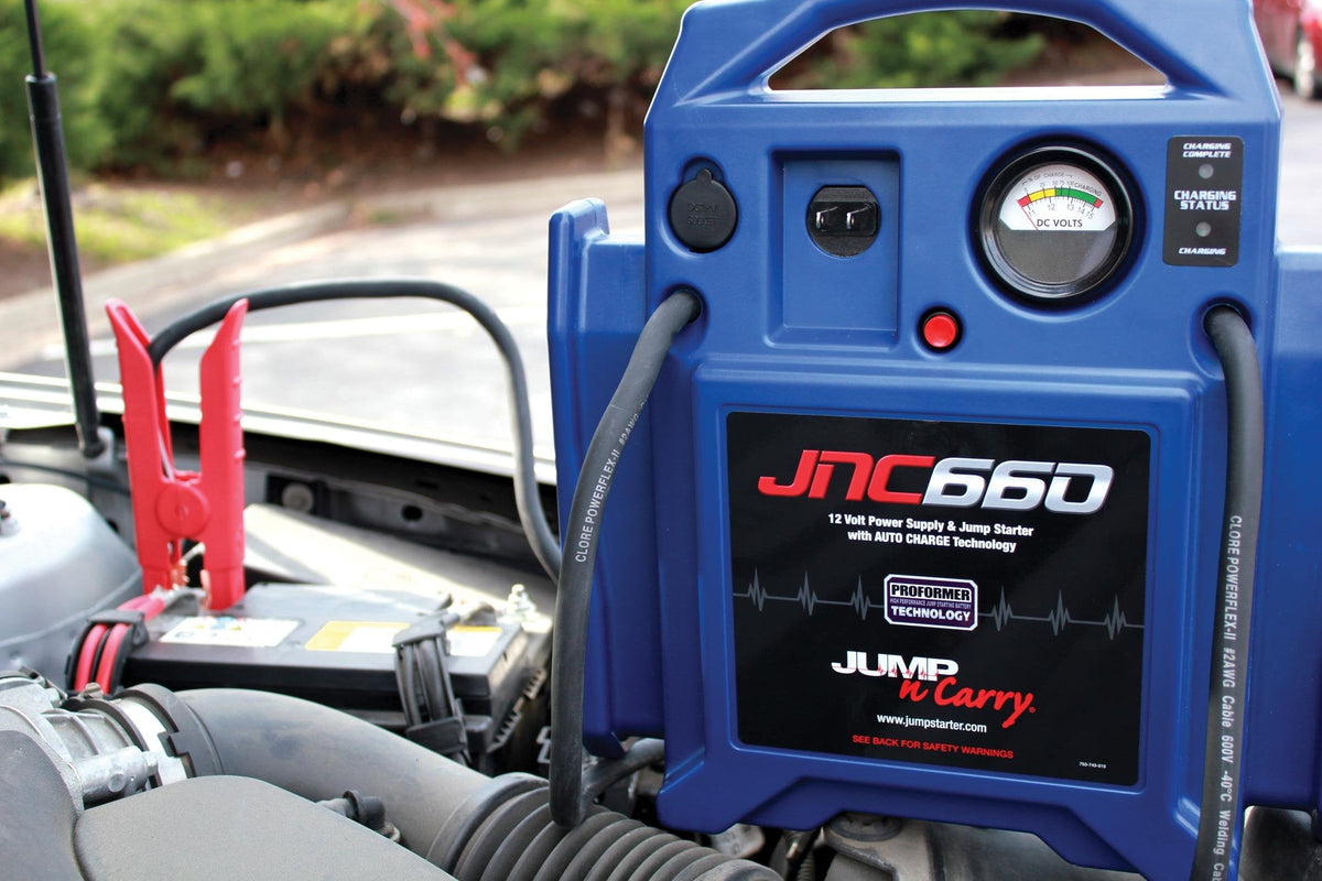 Clore Jump-N-Carry JNC660 1700 Peak Amp 12V Jump Starter With 22Ah Battery Blue