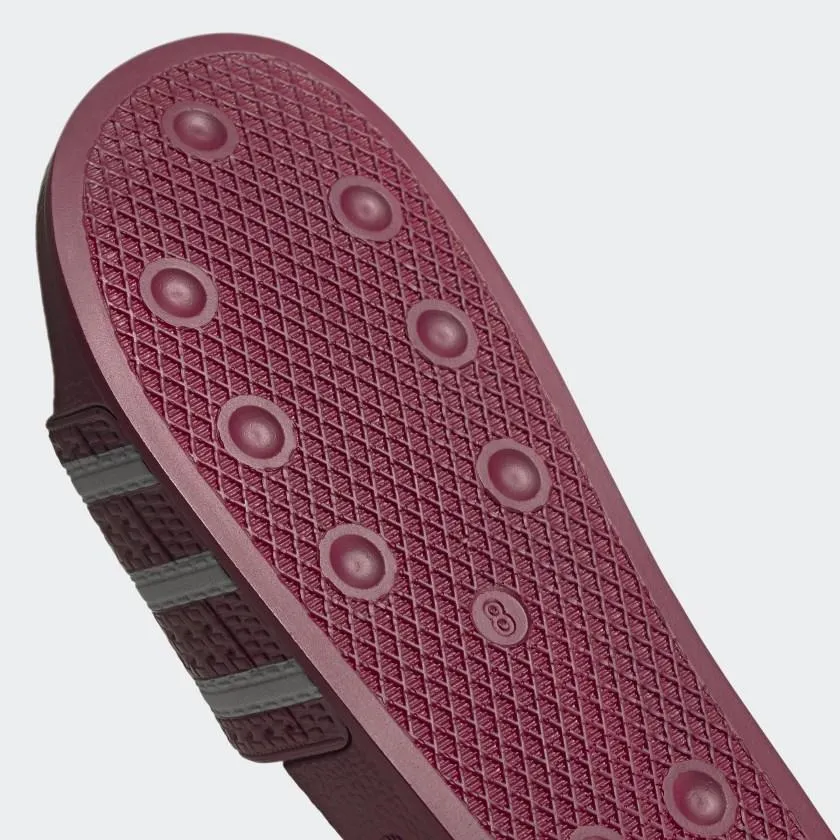 ADILETTE SLIDES COLLEGIATE BURGUNDY / CLOUD WHITE / COLLEGIATE BURGUNDY