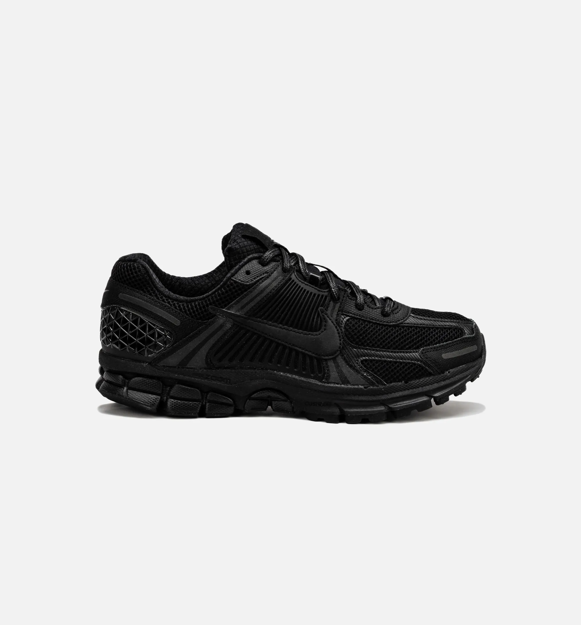 Mens Zoom Vomero 5 Lifestyle Shoe in Triple Black - Stylish and Comfortable